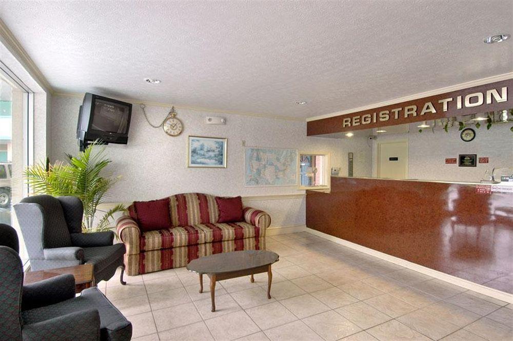 Americas Best Value Inn Suites South Boston Interior foto