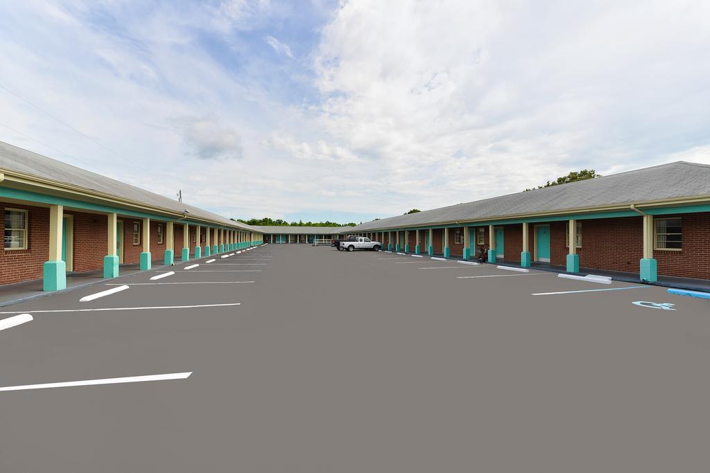 Americas Best Value Inn Suites South Boston Exterior foto