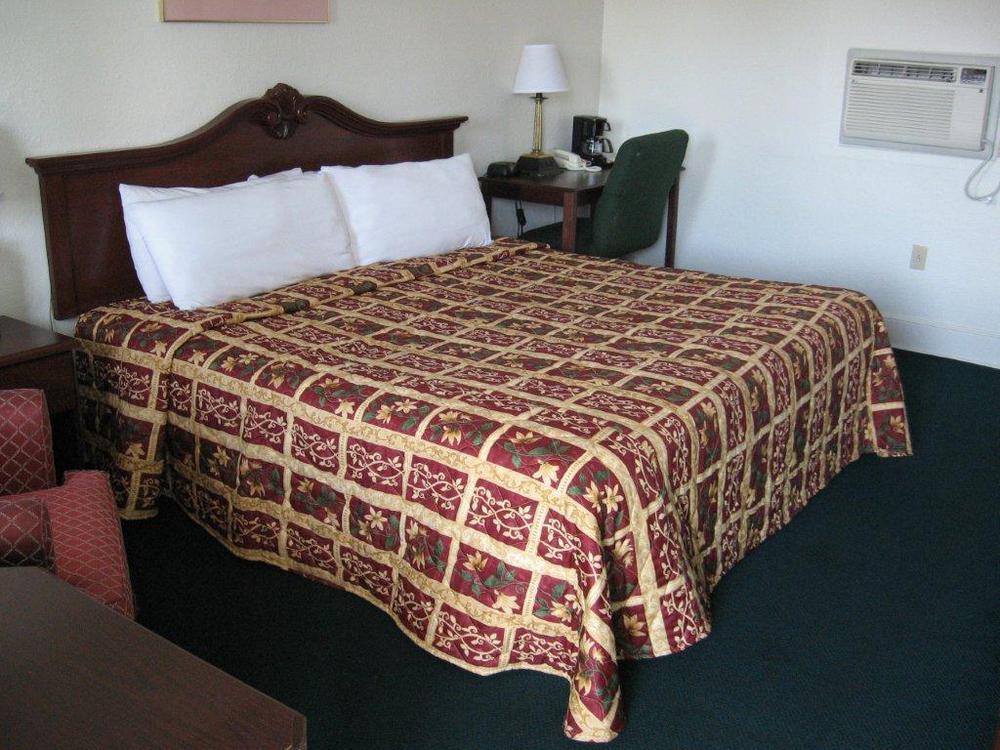 Americas Best Value Inn Suites South Boston Habitación foto